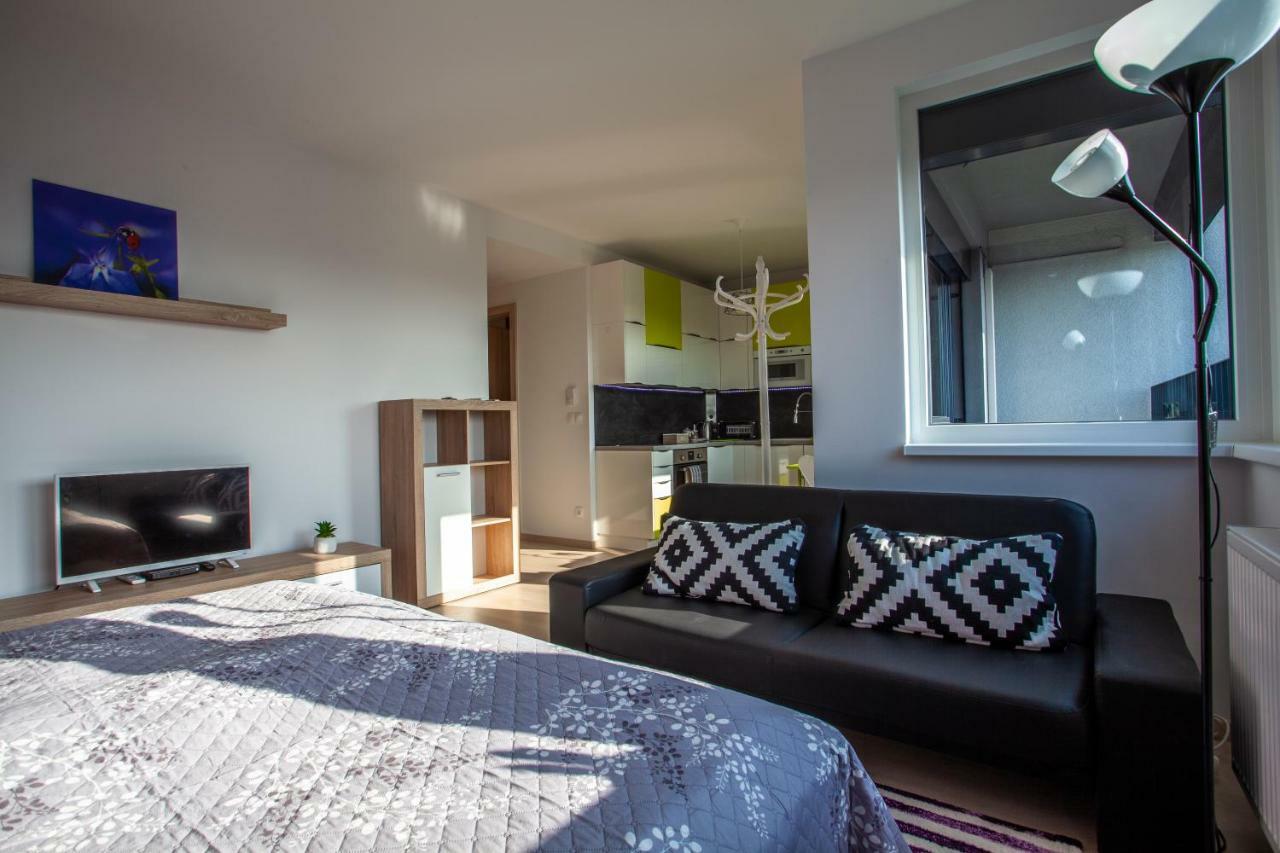 Air-conditioned View 24h Check-in Apartment *
