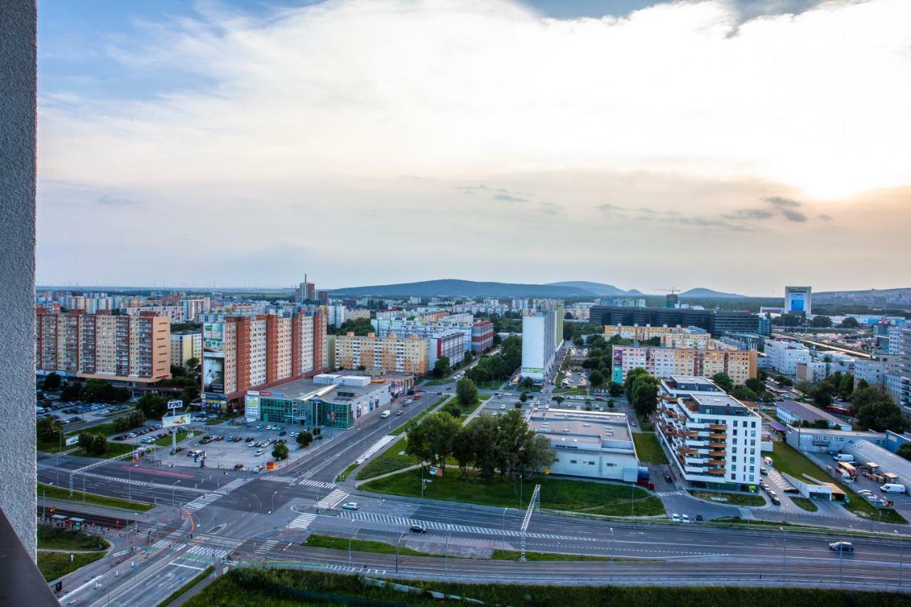 Air-conditioned View 24h Check-in Bratislava