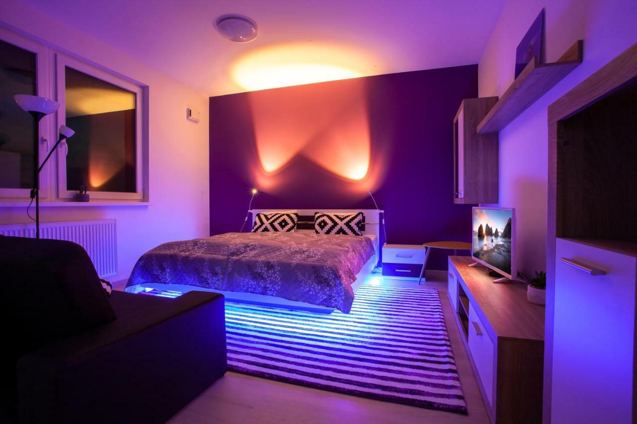 Air-conditioned View 24h Check-in Apartment *